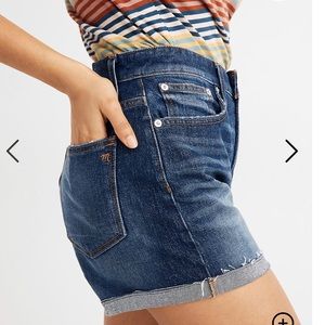NWT Madewell Curvy High-Rise Denim Shorts (27)